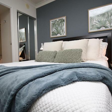 Peepsleep Chevron Towers Apartment Гоулд Коуст Екстериор снимка