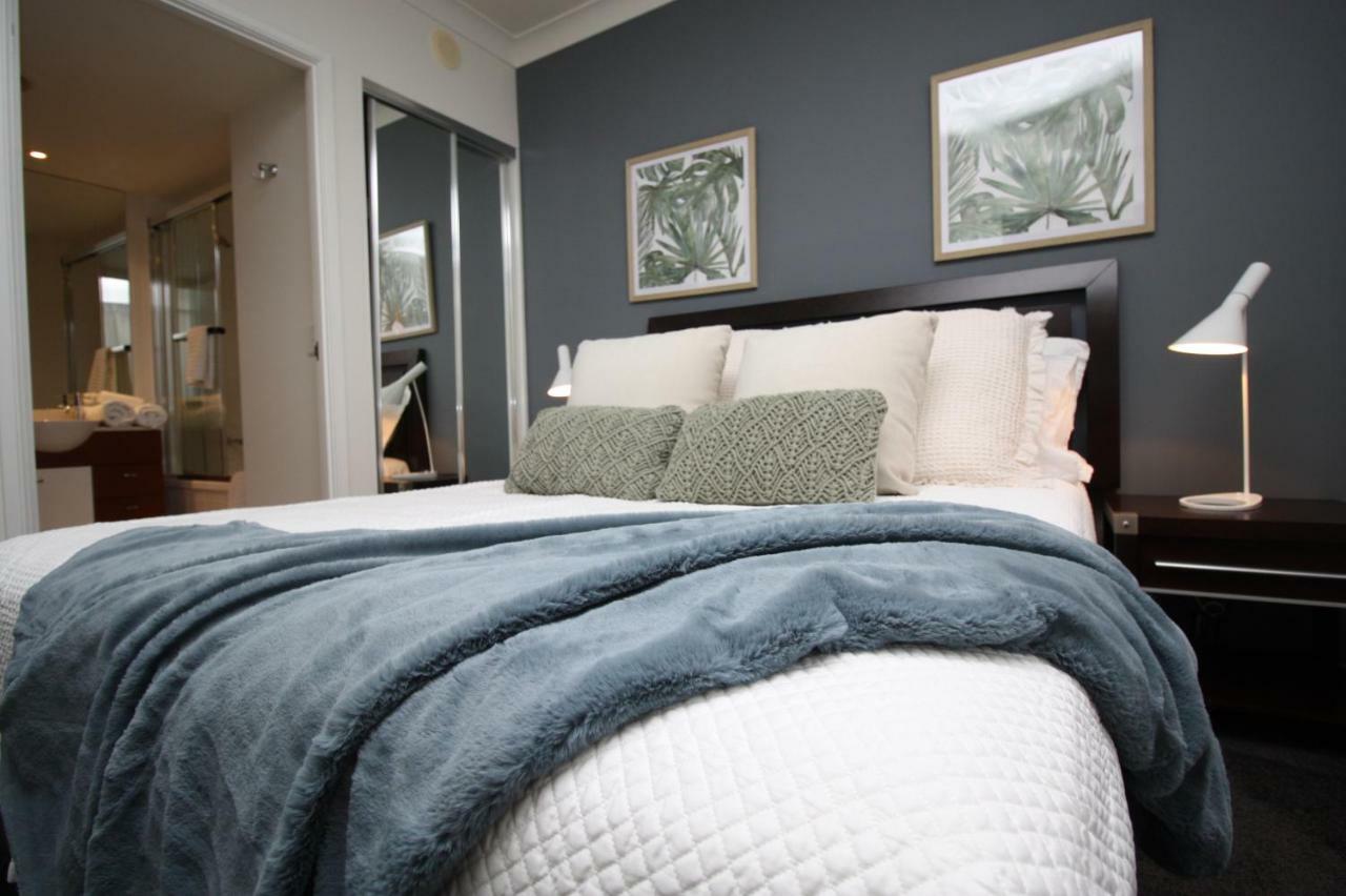 Peepsleep Chevron Towers Apartment Гоулд Коуст Екстериор снимка